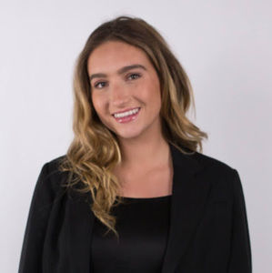 Meet your Posher, Adrianna